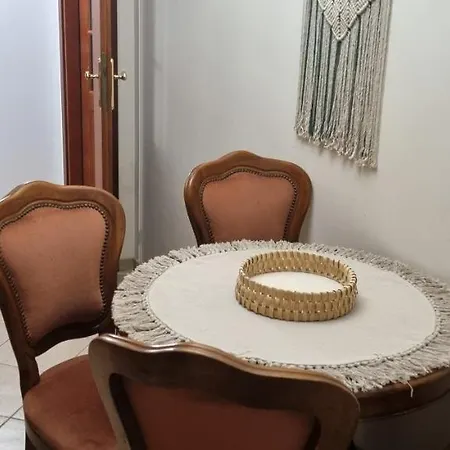 Lomnicki Apartment *